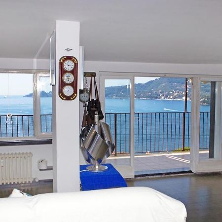 NAUTILUS VISTA MARE MOZZAFIATO a 180 GRADI- POSTO AUTO PRIVATO - 2 CAMERE MATRIMONIALI più 1 DIVANO LETTO SINGOLO-SKY,NETFLIX Rapallo Extérieur photo