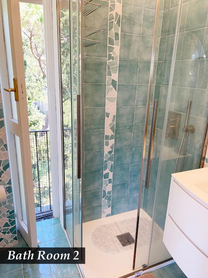 NAUTILUS VISTA MARE MOZZAFIATO a 180 GRADI- POSTO AUTO PRIVATO - 2 CAMERE MATRIMONIALI più 1 DIVANO LETTO SINGOLO-SKY,NETFLIX Rapallo Extérieur photo