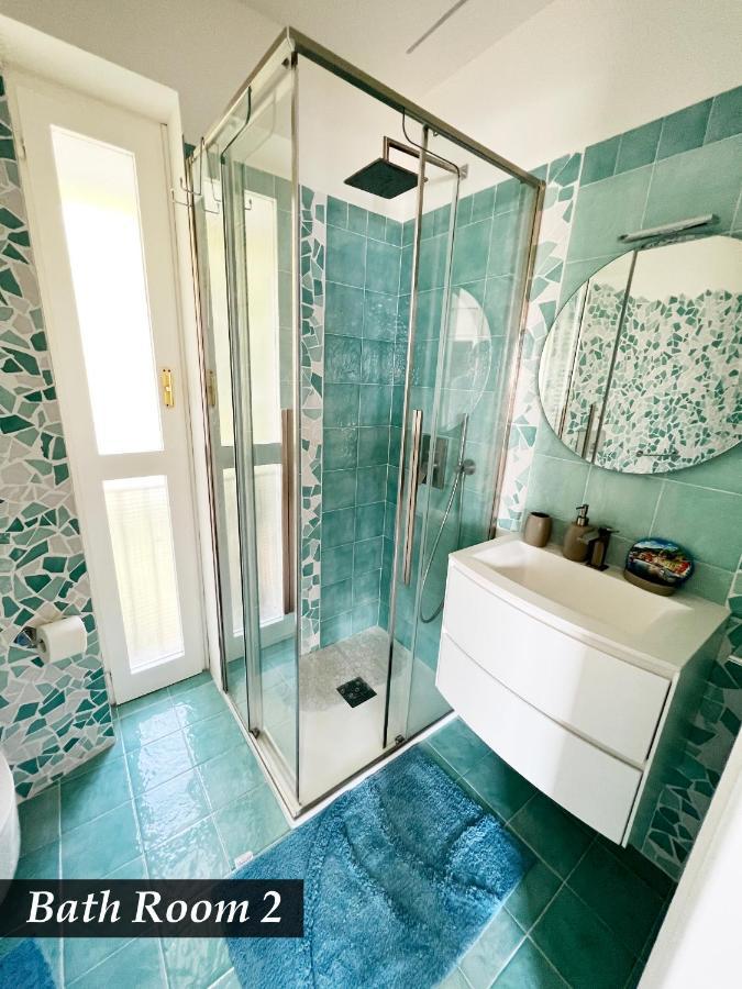 NAUTILUS VISTA MARE MOZZAFIATO a 180 GRADI- POSTO AUTO PRIVATO - 2 CAMERE MATRIMONIALI più 1 DIVANO LETTO SINGOLO-SKY,NETFLIX Rapallo Extérieur photo