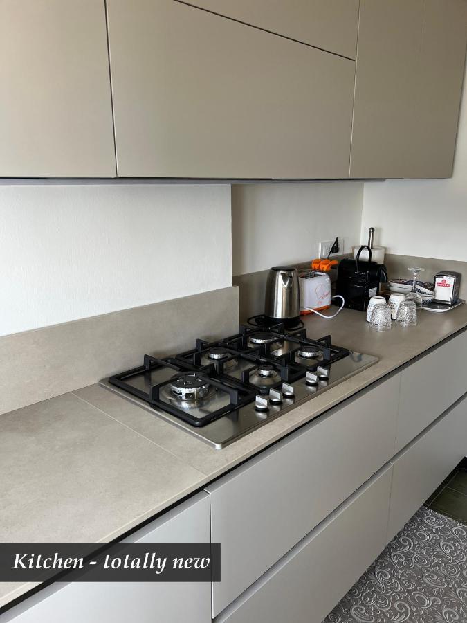NAUTILUS VISTA MARE MOZZAFIATO a 180 GRADI- POSTO AUTO PRIVATO - 2 CAMERE MATRIMONIALI più 1 DIVANO LETTO SINGOLO-SKY,NETFLIX Rapallo Extérieur photo
